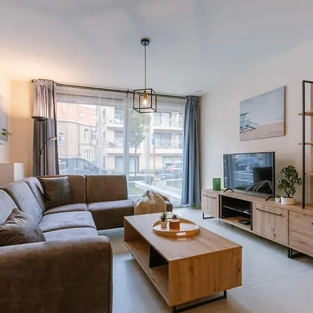 Huswell - Bright Only 5 Minutes From The *