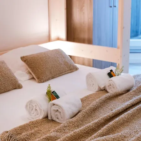 Huswell - Bright Only 5 Minutes From The Апартаменты *